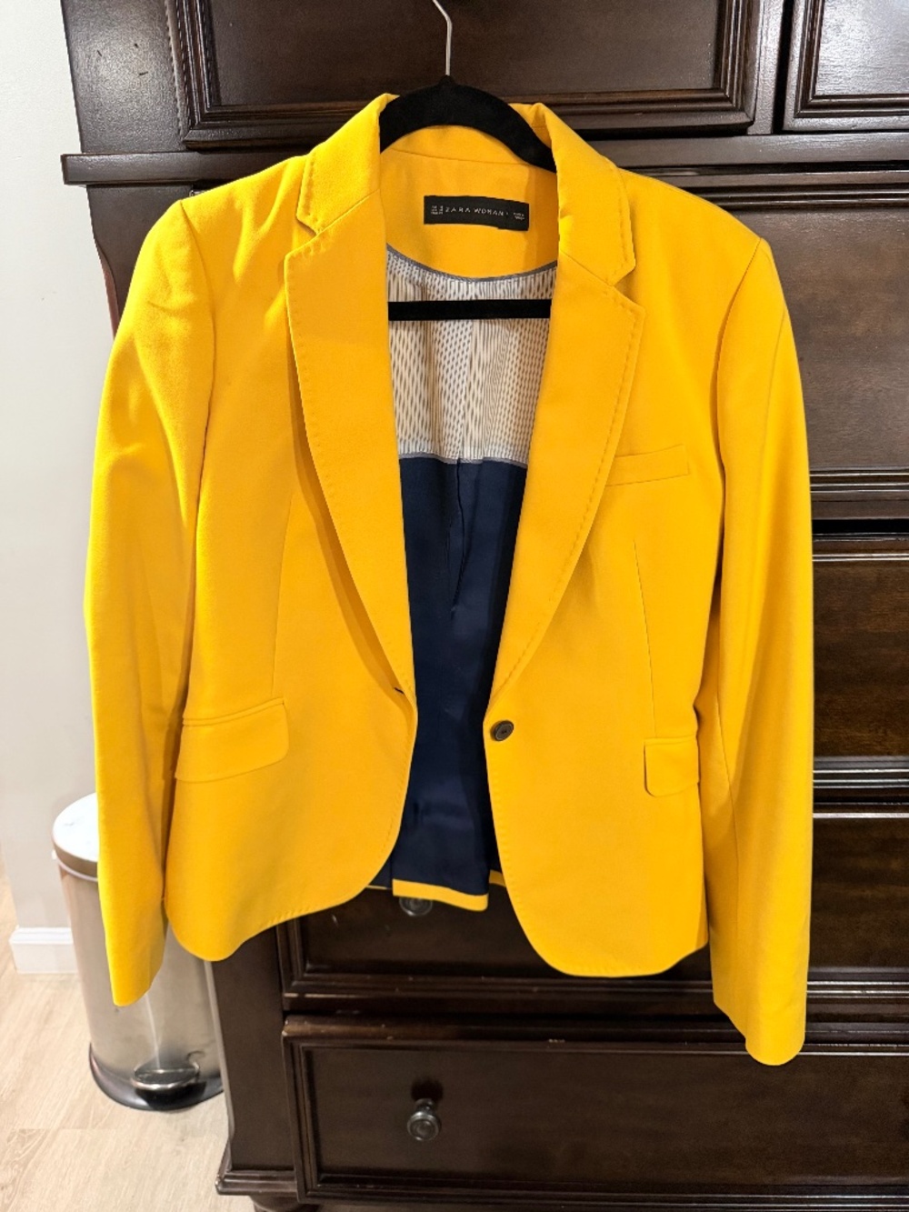 Zara vibrant yellow jacket